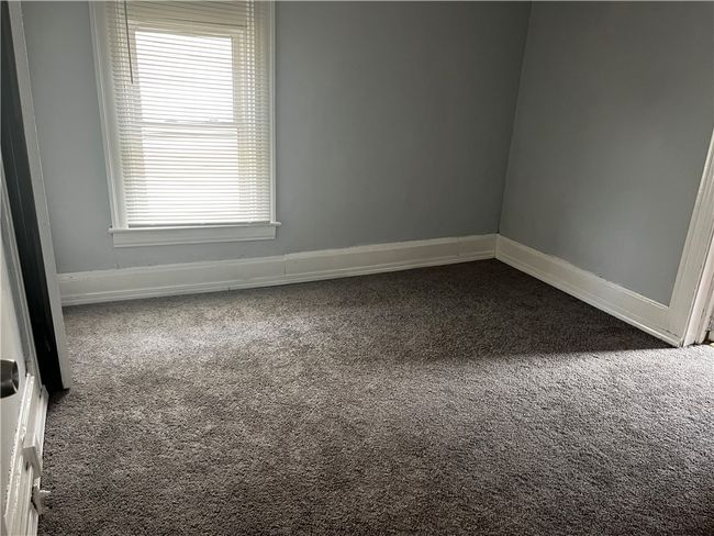 431 Euclid Ave, House other with 2 bedrooms, 1 bathrooms and null parking in Glassport PA | Image 12