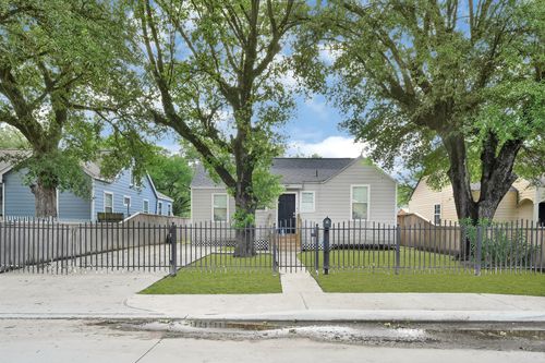 207 Wafer St, Pasadena, TX, 77506-2313 | Card Image