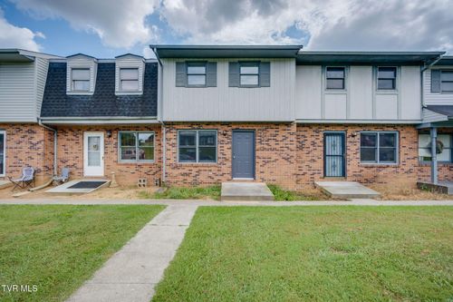 205-205 Oakcrest Cir, Bristol, VA, 24201-3076 | Card Image