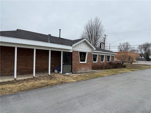 140 Eastern Blvd, Watertown, NY, 13601-3104 | Card Image