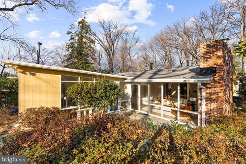 11702 College View Dr, SILVER SPRING, MD, 20902-2433 | Card Image