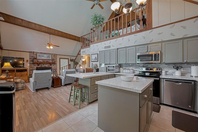 780 Hickory Ridge Dr, House other with 2 bedrooms, 3 bathrooms and 2 parking in Coldspring TX | Image 20