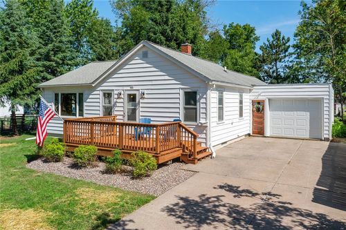 407 W Stout St, Rice Lake, WI, 54868-1562 | Card Image