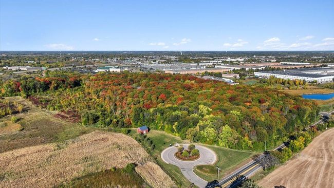 Amazing parks within minutes. | Image 23