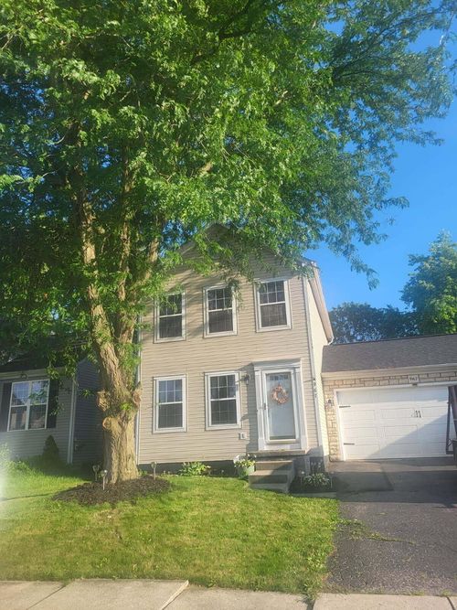 967 Robmeyer Dr, Columbus, OH, 43207-7218 | Card Image