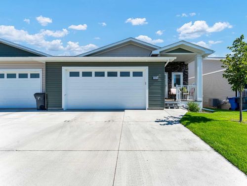 203-401 Southlands Boulevard Se, Medicine Hat, AB, T1B0T1 | Card Image
