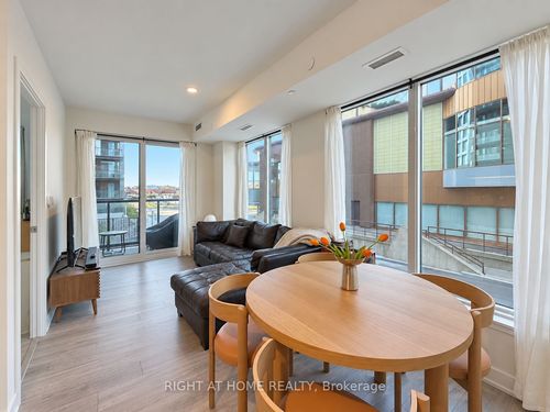 207-1100 Sheppard Ave W, North York, ON, M3J0G8 | Card Image