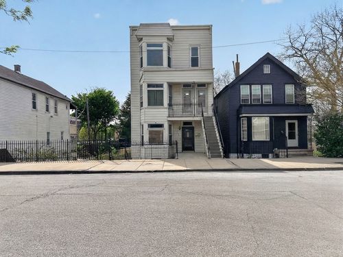 3-9046 S Brandon Ave, CHICAGO, IL, 60617-4457 | Card Image