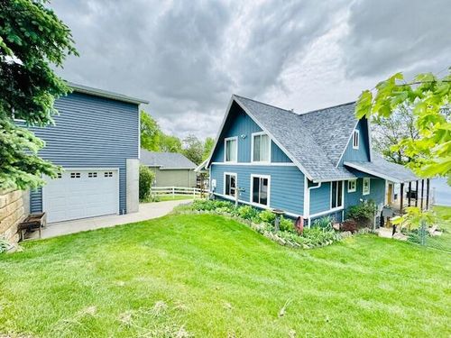 1022 Ottland Shrs, Lake Odessa, MI, 48849-9428 | Card Image