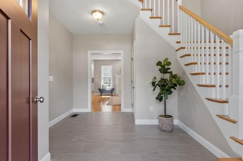 4 Jewett Rd, Sterling, MA, 01564-2628 | Card Image