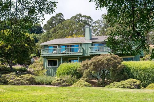 30 Toyon Ct, Corte Madera, CA, 94925-2208 | Card Image