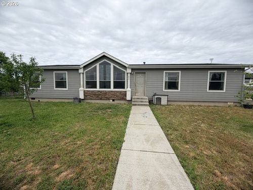 880 N 11th Ave, Elgin, OR, 97827 | Card Image