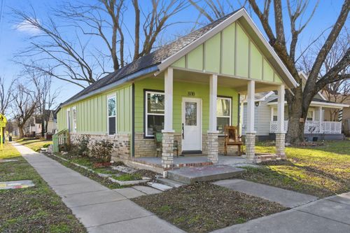 800 W Locust St, Springfield, MO, 65803-1758 | Card Image