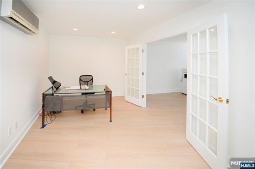 235 Prospect Ave, Hackensack, NJ, 07601-2510 | Card Image