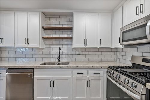 b-31311 The Old Rd, Castaic, CA, 91384 | Card Image