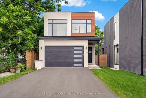768 Montbeck Cres, Mississauga, ON, L5G1P3 | Card Image