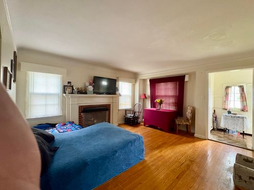 5213 Marseilles St, Detroit, MI, 48224-1317 | Card Image