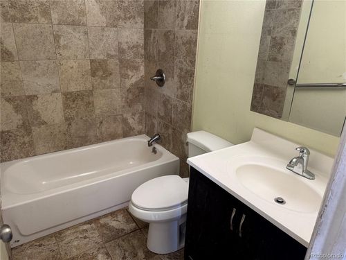 2679 S Memphis Way, Aurora, CO, 80013-1446 | Card Image