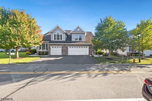 60 Saratoga Ct, SOMERSET, NJ, 08873-7416 | Card Image