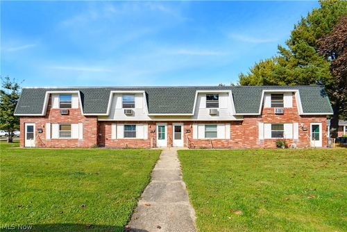 3340 Mollane Street Nw, Massillon, OH, 44646 | Card Image