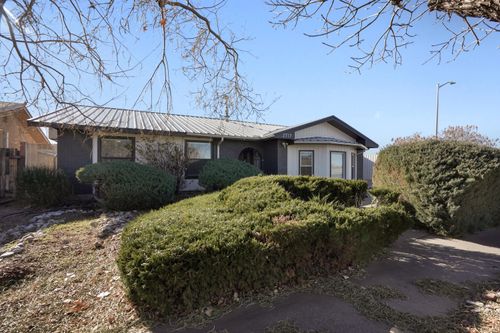 2717 Los Tretos St Nw, Albuquerque, NM, 87120-1315 | Card Image