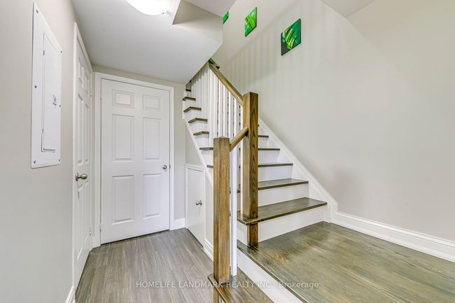 121 - 2891 Rio Crt, Condo with 2 bedrooms, 2 bathrooms and 1 parking in Mississauga ON | Image 11