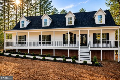 3631 Breaknock Rd, BUMPASS, VA, 23024-8899 | Card Image