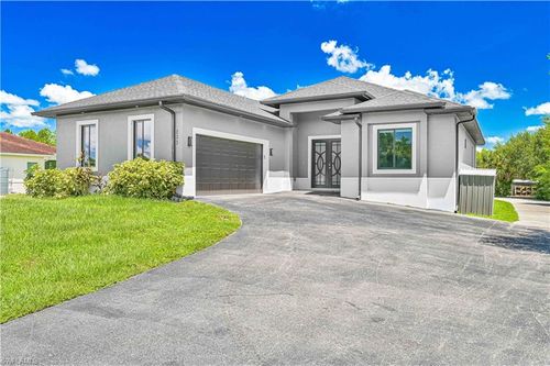 233 37th Ave, Naples, FL, 34120-5467 | Card Image