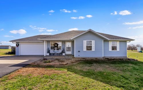 23991 Lawrence 2152, Marionville, MO, 65705-7201 | Card Image