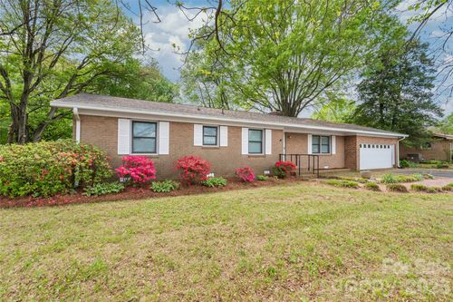 105 W Sunset Dr, Locust, NC, 28097-7297 | Card Image