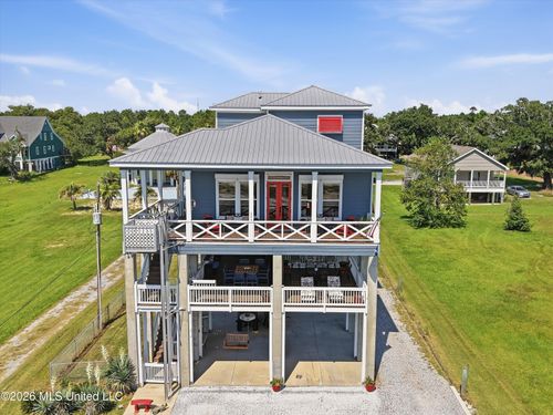 299 N Beach Boulevard, Waveland, MS, 39576 | Card Image