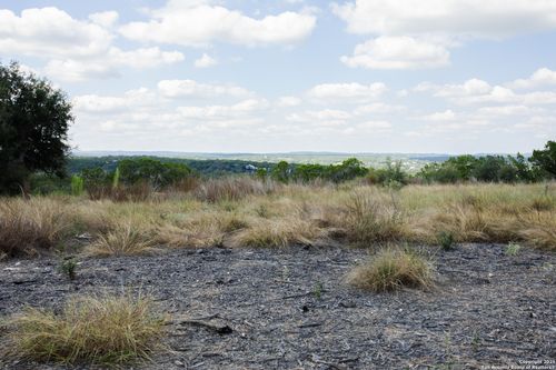 1881 Paradise Pkwy, Canyon Lake, TX, 78133-6539 | Card Image