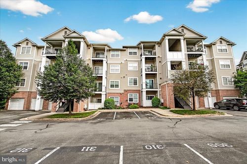 apt-202-13501 Derry Glen Ct, GERMANTOWN, MD, 20874-4630 | Card Image