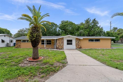 4104 Arrowhead Ave, SPRING HILL, FL, 34606-2315 | Card Image