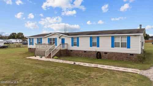 6215 Coachlight Rd, Elm City, NC, 27822-9210 | Card Image