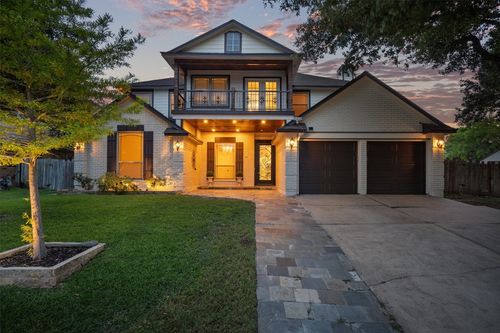 800 Canyon Bend Rd, Pflugerville, TX, 78660-3852 | Card Image
