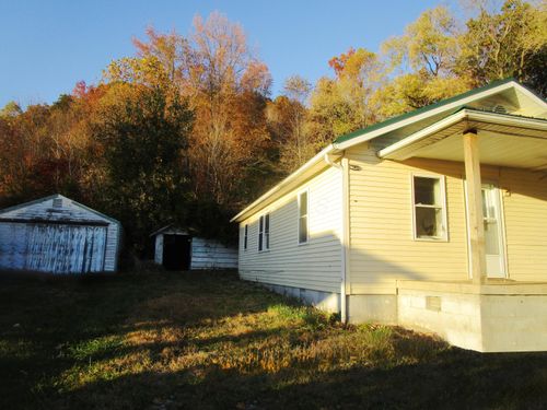 329 Elliott Hill Rd, Portsmouth, OH, 45662-8731 | Card Image