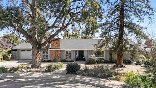 6421 Mount Hood, Bakersfield, CA, 93309 | Card Image
