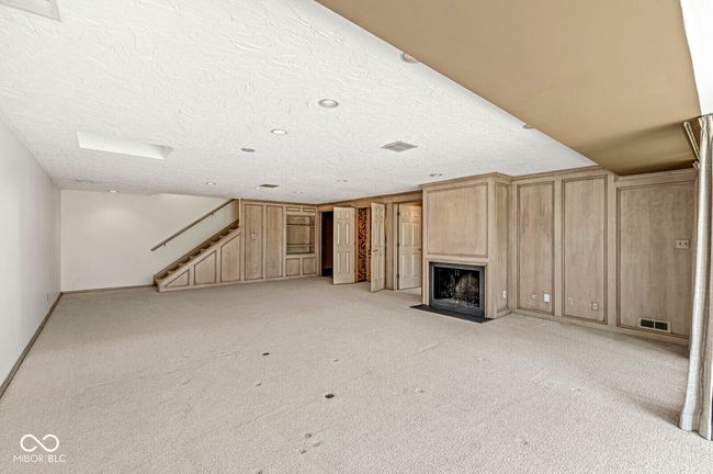 8433 Quail Hollow Rd, Condo with 3 bedrooms, 3 bathrooms and null parking in Indianapolis IN | Image 20