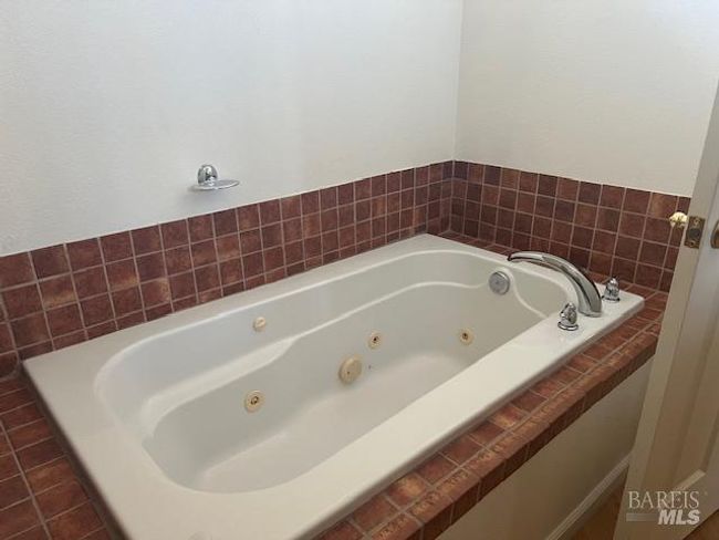 545 Keys Blvd, House other with 3 bedrooms, 2 bathrooms and 4 parking in Clearlake Oaks CA | Image 20