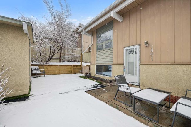 1401 - 11010 Bonaventure Drive Se, Home with 2 bedrooms, 1 bathrooms and 1 parking in Calgary AB | Image 20