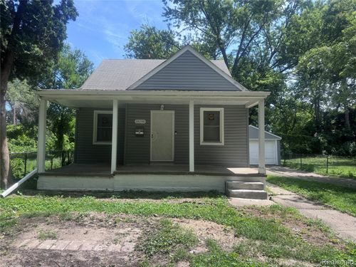 18190 Stout St, Detroit, MI, 48219-3445 | Card Image