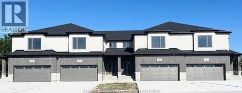 33 Eagle St, Leamington, ON, N8H0G4 | Card Image