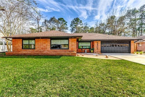 9805 Warwana Rd, Houston, TX, 77080-7607 | Card Image