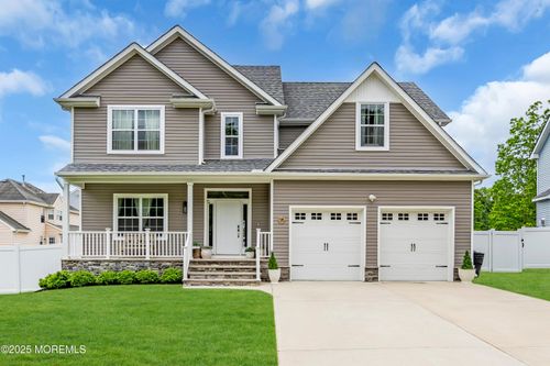 6 Harpoon Dr, Barnegat, NJ, 08005-1305 | Card Image