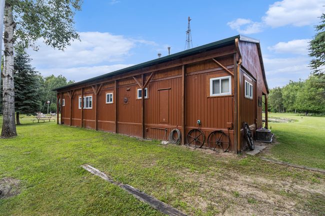 Exterior | Image 10