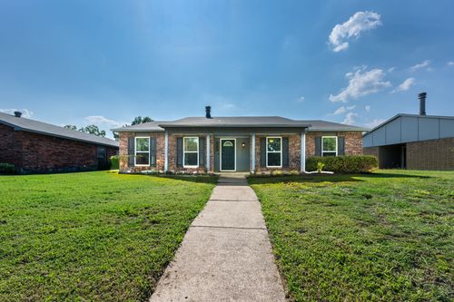 9210 Linda Vista Dr, Rowlett, TX, 75088-4427 | Card Image