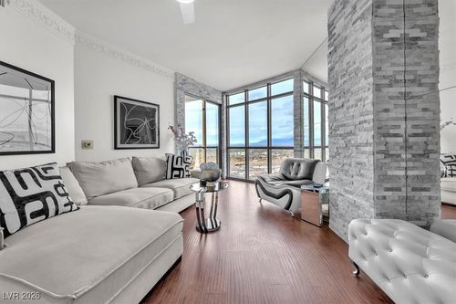 3510-200 W Sahara Ave, Las Vegas, NV, 89102-5002 | Card Image