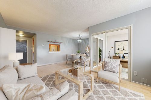 218-8351 Mclaughlin Rd, Brampton, ON, L6Y4H8 | Card Image