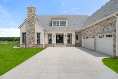 3746 Sw Indigo Ave, West Des Moines, IA, 50266-5363 | Card Image